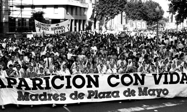 Le pazze. Un incontro con le madri di Plaza de Mayo